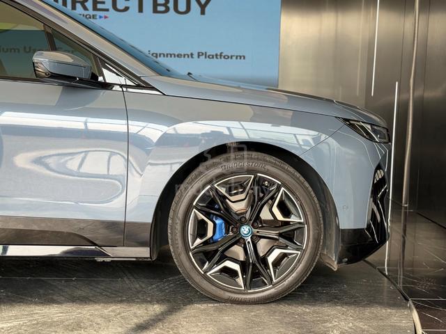 2023 Bmw IX xDRIVE40 Low Mileage Full Service Wrty - 3
