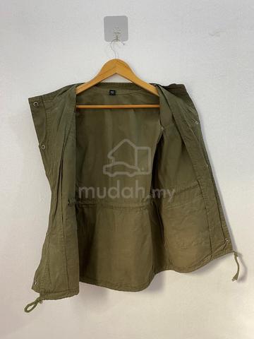Guilty Parties Outrageous Military Utility Vest - photo 4 of 6
