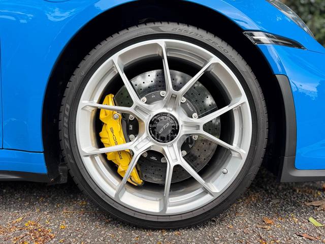 2022 Porsche 911 ( 992 ) 4.0 GT3 Coupe 2022 - 5
