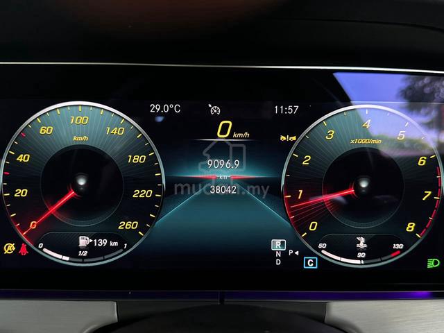 2022 Mercedes Benz E200 2.0 FULL SERVICES HSS 2023 - 4