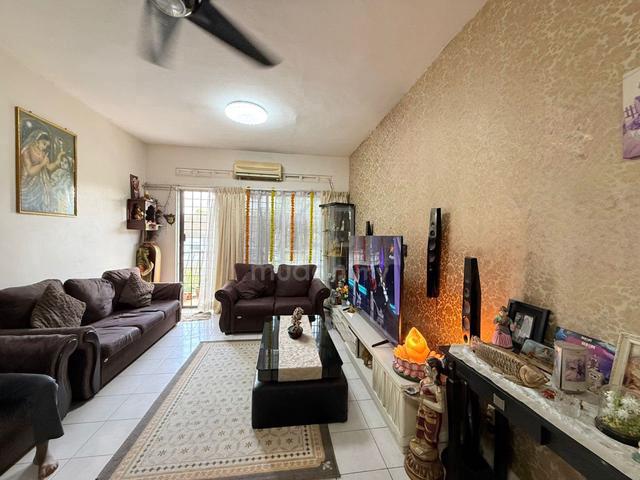 Selesa Puteri Condominium 1