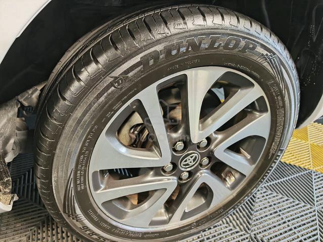 2017ToyotaSienta V-Spec 1.5(A)WelcomeFullLoanBuyer - 4