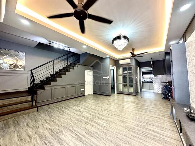 Fully Renovated - 2 Storey Terrace @ Rentak Perdana Puncak Alam 1