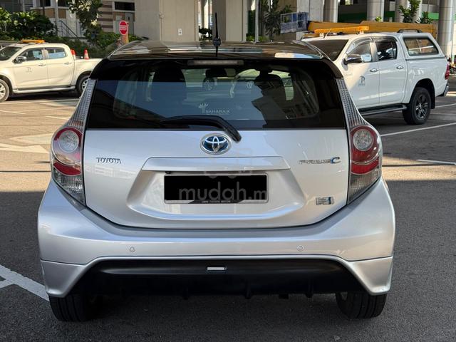 2013 Toyota PRIUS C 1.5 TRD SPORTIVO (A) - NEWBATT - 3
