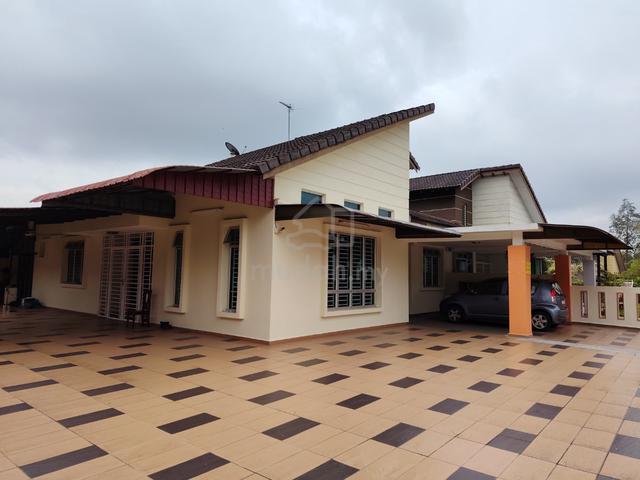 Single Storey Bungalow at Taman Tasik Utama near MiTC Melaka 1