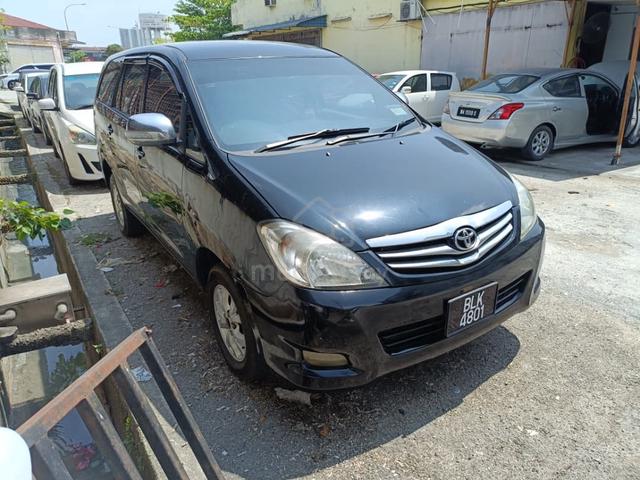 2011 Toyota INNOVA 2.0 E (A) - 1
