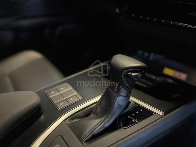 2022 Lexus Malaysia UX200 2.0 Luxury (A) - 4