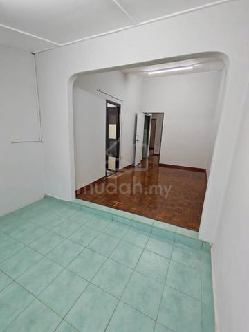Extended Reno 2 Storey Taman Sungai Besi Indah Balakong Seri Kembangan 1