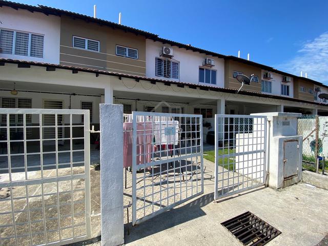 Bandar saujana putra SP8 2 tingkat rumah Near Putra Heights 1