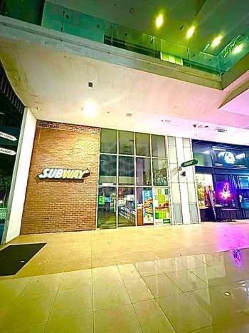 One City Skypark Ground Fllor Corner Retail for Sales 1