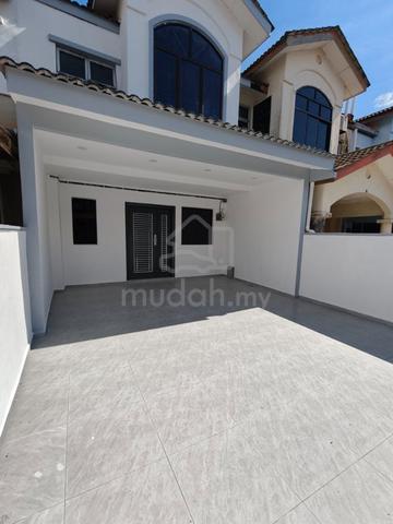 Fully Renovated 2 Storey Taman Bukit Indah 1