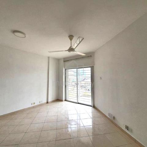 D'casa Condominium 1