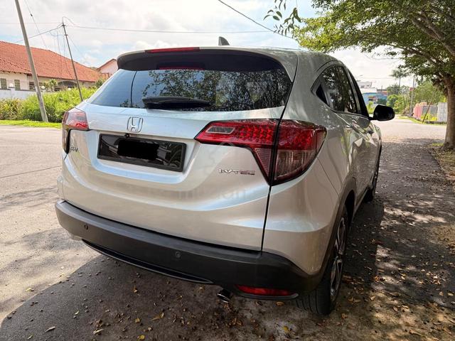 Honda HR-V 1.8 E (A) Low Mileage Free Accident - 2