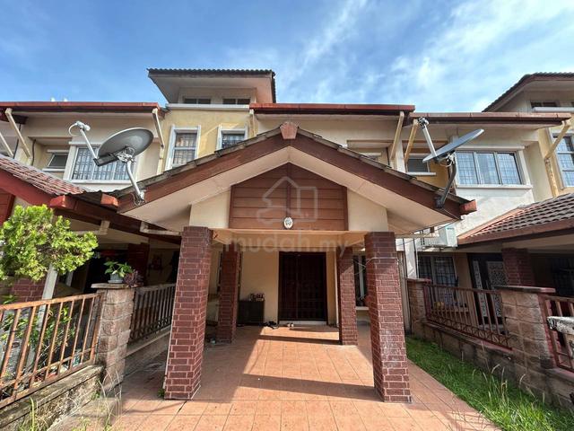Double Storey Terrrace House Jalan Arca Bukit Jelutong Shah Alam 1