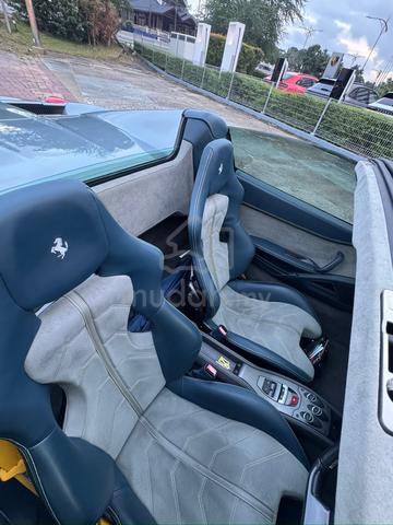2013 Ferrari 458 4.5 SPIDER DCT (A) - 4