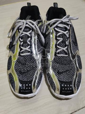 nike stussy pure platinum