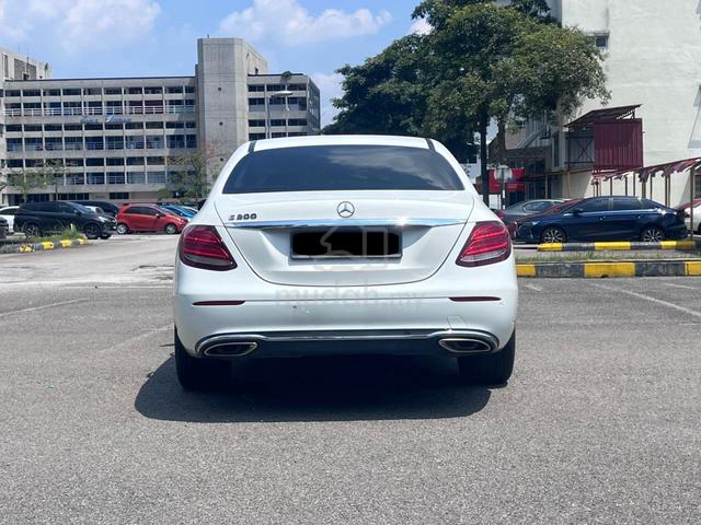 2017 Mercedes Benz E200 AVANTGARDE (CKD) 2.0 (A) - 4