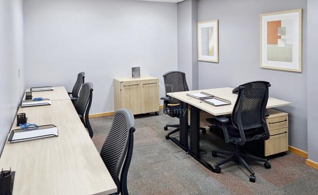 Find office space in HQ Wisma MTT for 5 employees 1