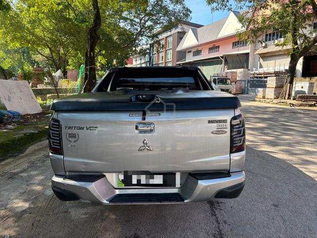 2018 Mitsubishi TRITON 2.4 VGT A/T PREMIUM (A) DC - 4