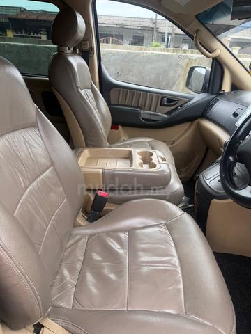 2010 Hyundai GRAND STAREX 2.5 ROYALE (A) - 3
