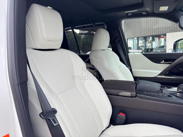 60km 2025 Lexus LX700 3.4 Hybrid Full Spec - 3