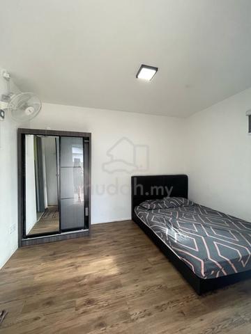 Serene Park 5min to Custom JB Checkpoint Town Area Room For Rent 1
