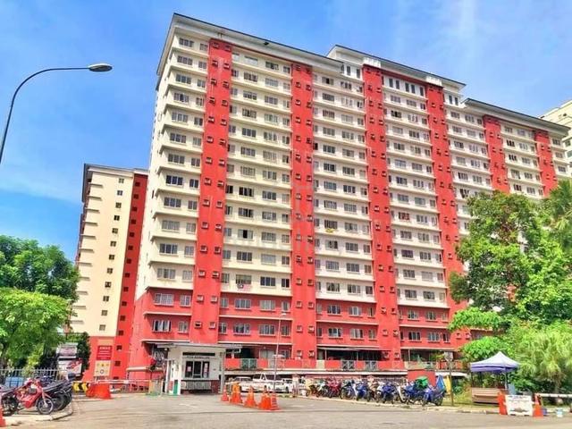The Lumayan Apartment 1