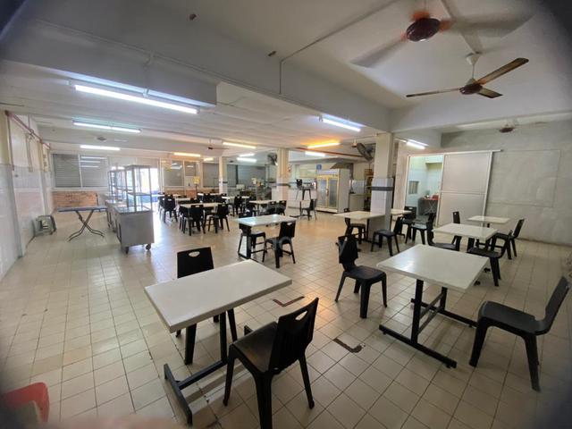 READY-TO-OPERATE MAIN ROAD F&B Shoplots For Rent @ Ujong Pasir Melaka 1