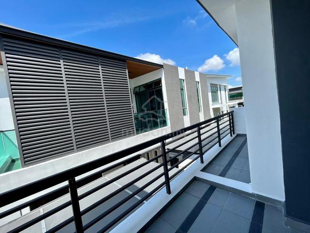Raintree Residences 2sty Cluster 2497sf GnG Indahpura Freehold Kulai 4