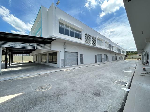 Sasana Niaga, Presint 11, Putrajaya, Kedai Corner, 2 tingkat 1
