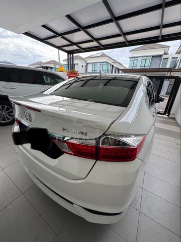 2017 Honda CITY 1.5 V FACELIFT (A) - 4