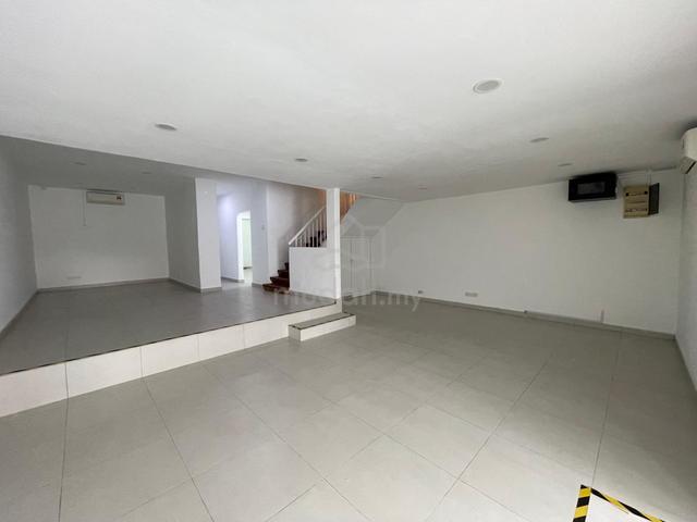 2sty Shoplot SS2/75 Petaling Jaya [ FACING ROAD / FREEHOLD ] 1