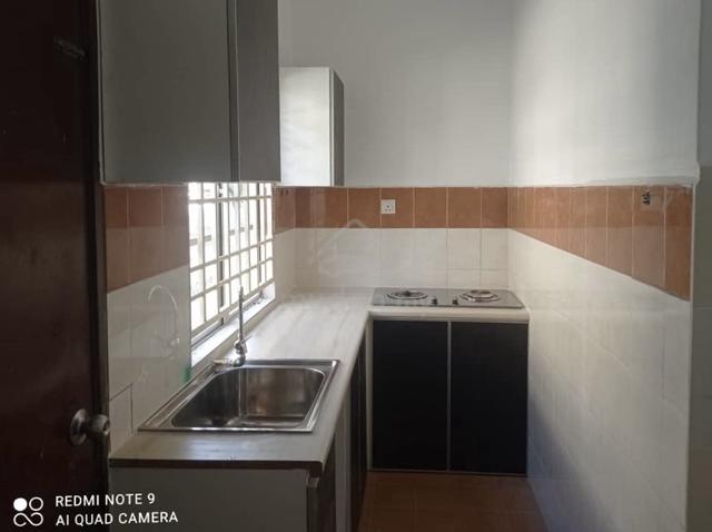 CORNER LOT🚨 Saujana Utama, 2 Storey House @ Sungai Buloh 4