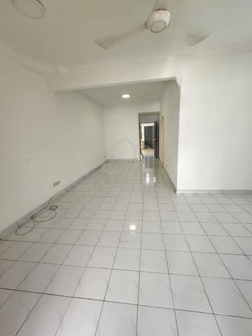 Townhouse Ground Floor Wangsa Permai, Aman Puri, KIP, Kepong, Cheaper 1