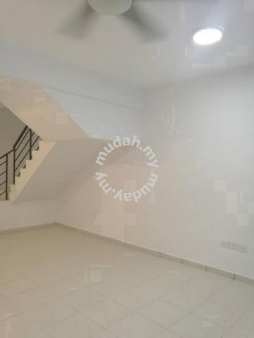 2 1/2 sty house near to Kota Masai,Pasir Gudang 3