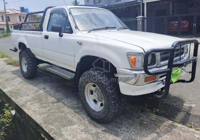 1995 Toyota HILUX 2.8 MY95 LN106R (M) - 1