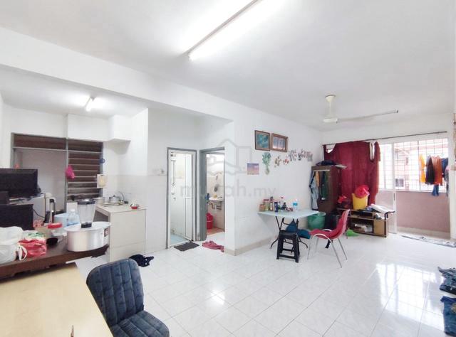 Putra Impian Apartment 1