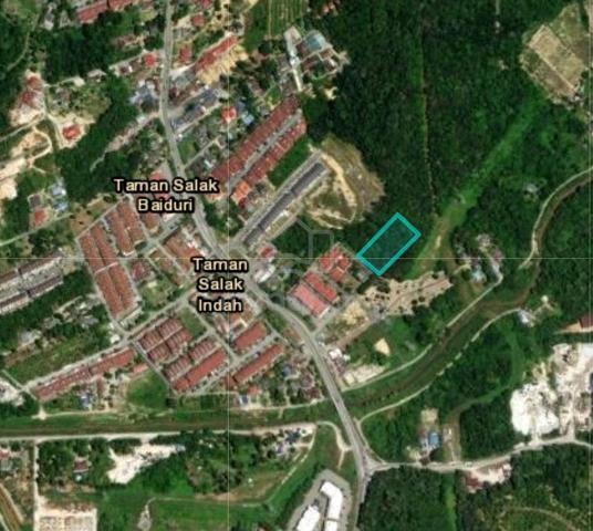 1.1 Ekar Tanah Bukit Status Bangunan Salak Tinggi Sepang FREEHOLD 1