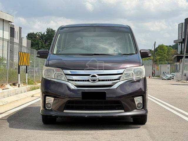 2013 Nissan SERENA 2.0 S-HYBRID Hwy Star MPV King - 2