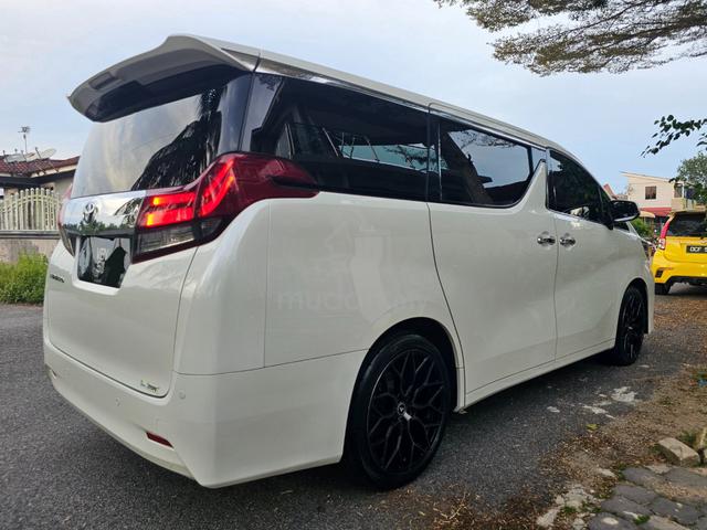 Toyota ALPHARD 2.5 - 8 SEATER - 100% FREE ACCIDENT - 4