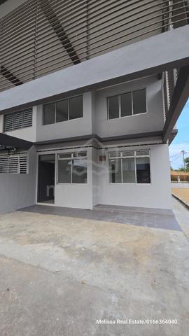 Corner Lot 1.5 storey Bandar Putri Kuantan Renovated 1