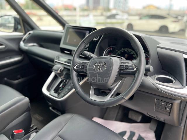 2022 Toyota NOAH 2.0 SZ (A) - 5