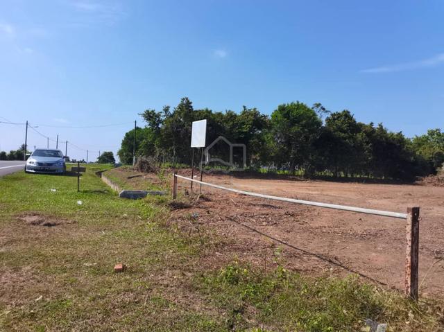 Potential Mix development land beside main road, Jalan Alor Gajah Lama 1