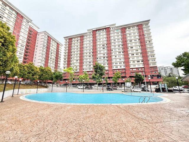 The Lumayan Apartment 1