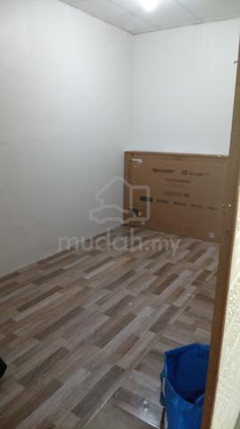 Master Room With Lots Of Space 1