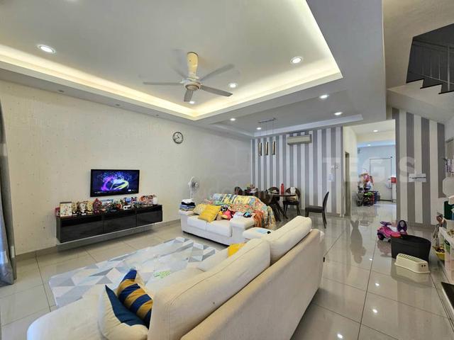 Renovated Extended Kemuning Utama 22x70 2 Sty Kota Kemuning G&g 1
