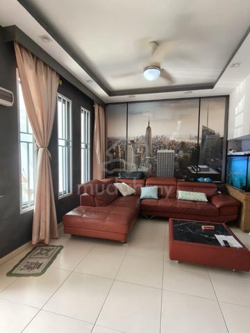 Good Condition Renovated 2 Storey Taman Scientex Senai 1
