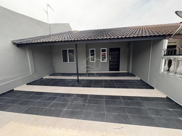 Renovated Single Storey Terrace @ Taman Tun Aminah, Skudai, Johor 1