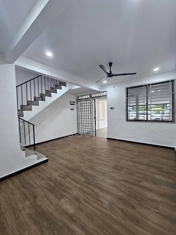 Taman Sri Muhibbah Jln Bunga Kertas Fully Renovated Below Market 3bed 1