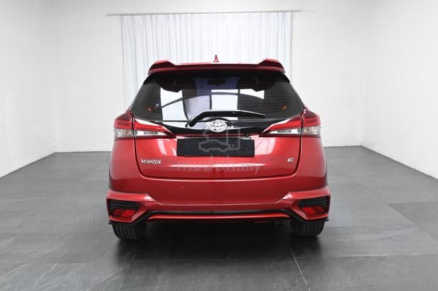 2020 Toyota YARIS 1.5 E FULL-SERVICE MIL-41K - 5